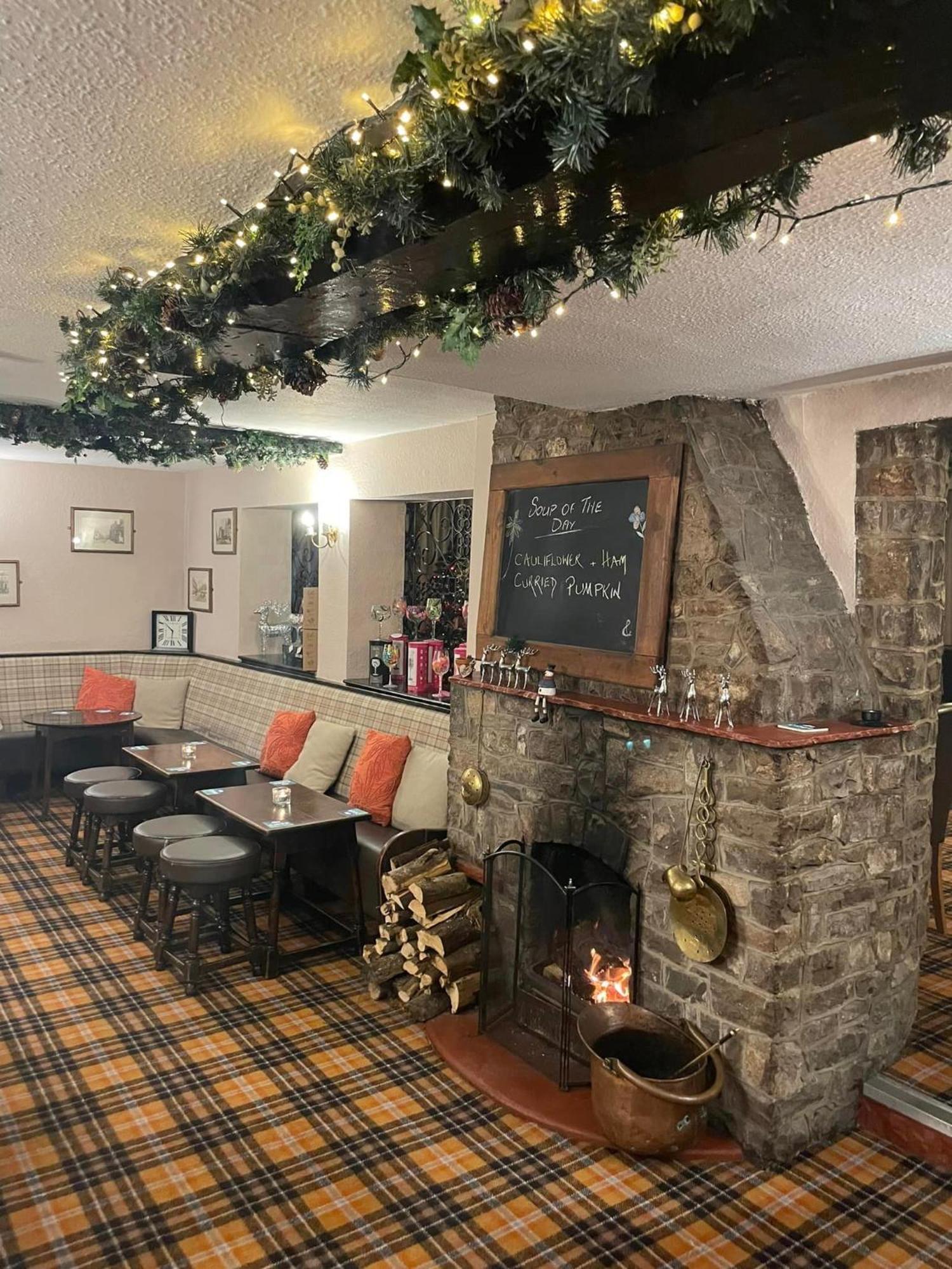 The Dog & Partridge Country Inn Άσμπερν Εξωτερικό φωτογραφία