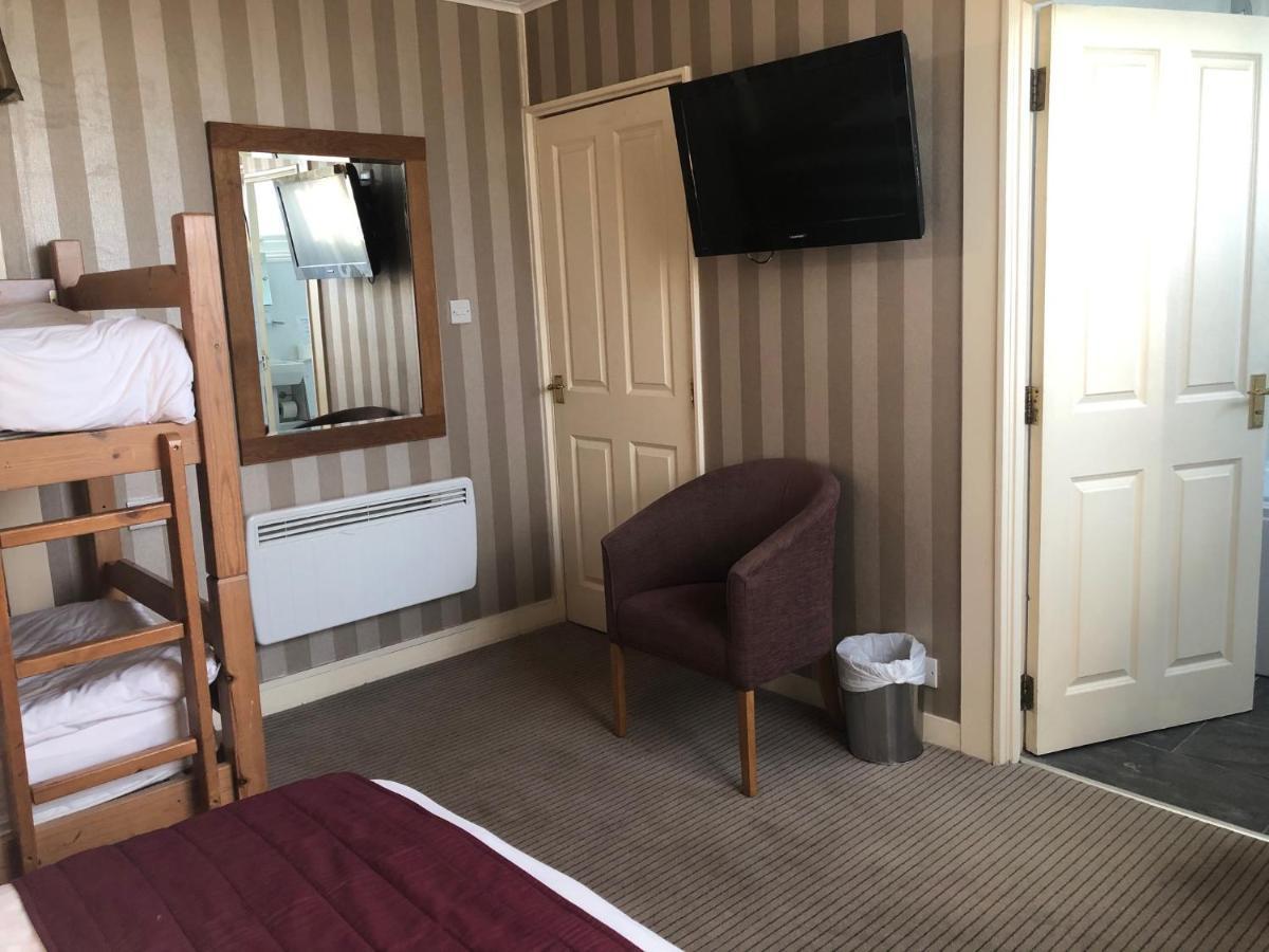 The Dog & Partridge Country Inn Άσμπερν Εξωτερικό φωτογραφία